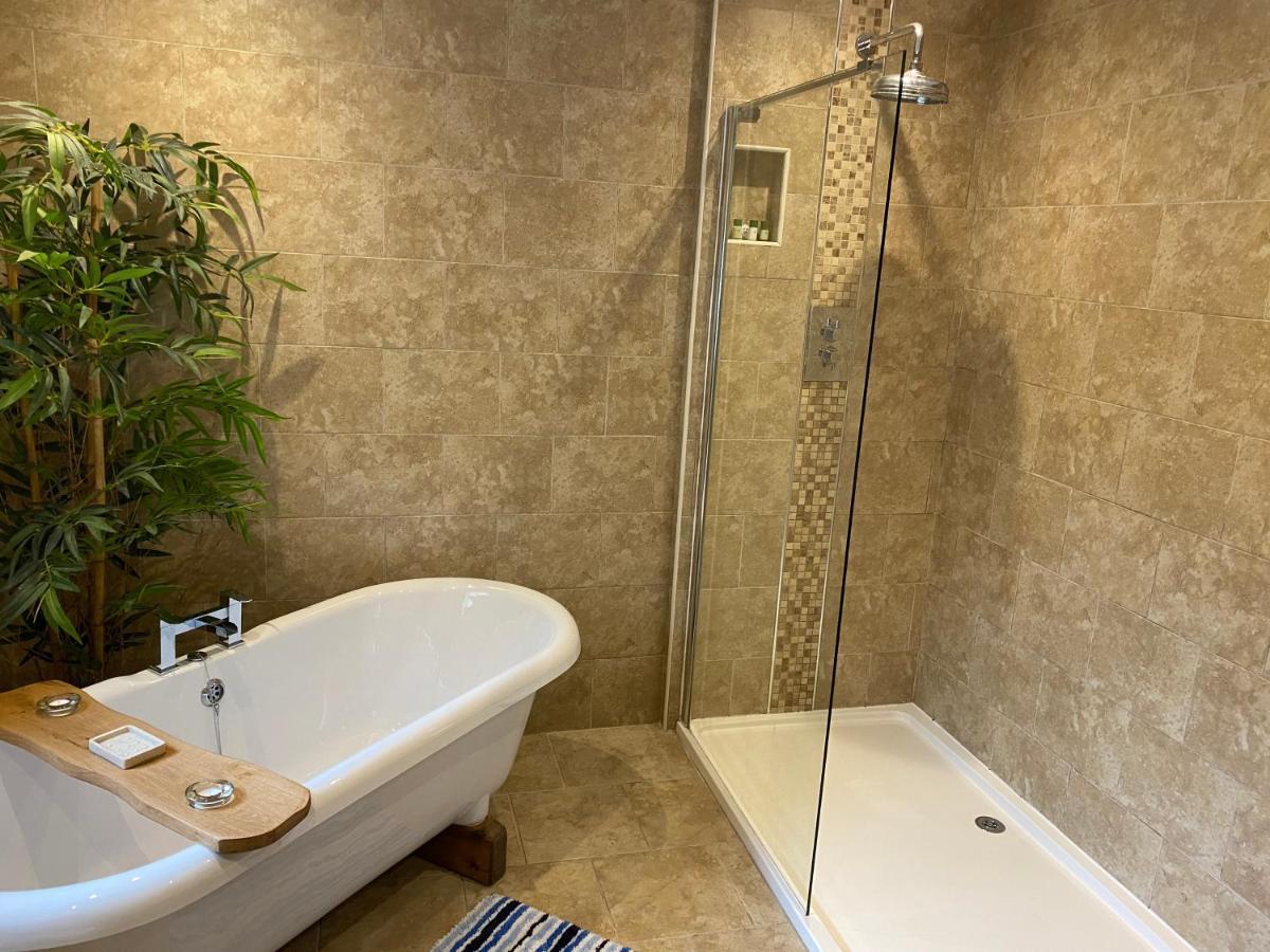 The Gables Bed & Breakfast Matlock  Bagian luar foto